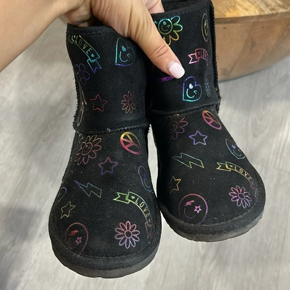 The children’s place girls chalet faux fur doodle boot